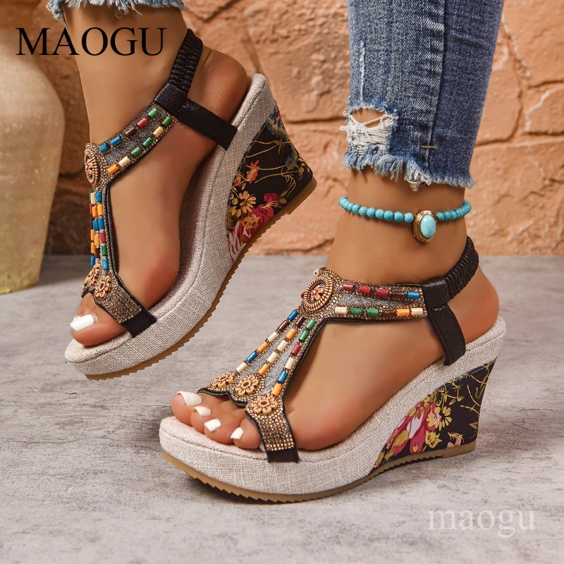 The Ethnic Fashion - Sandały na koturnie w stylu boho