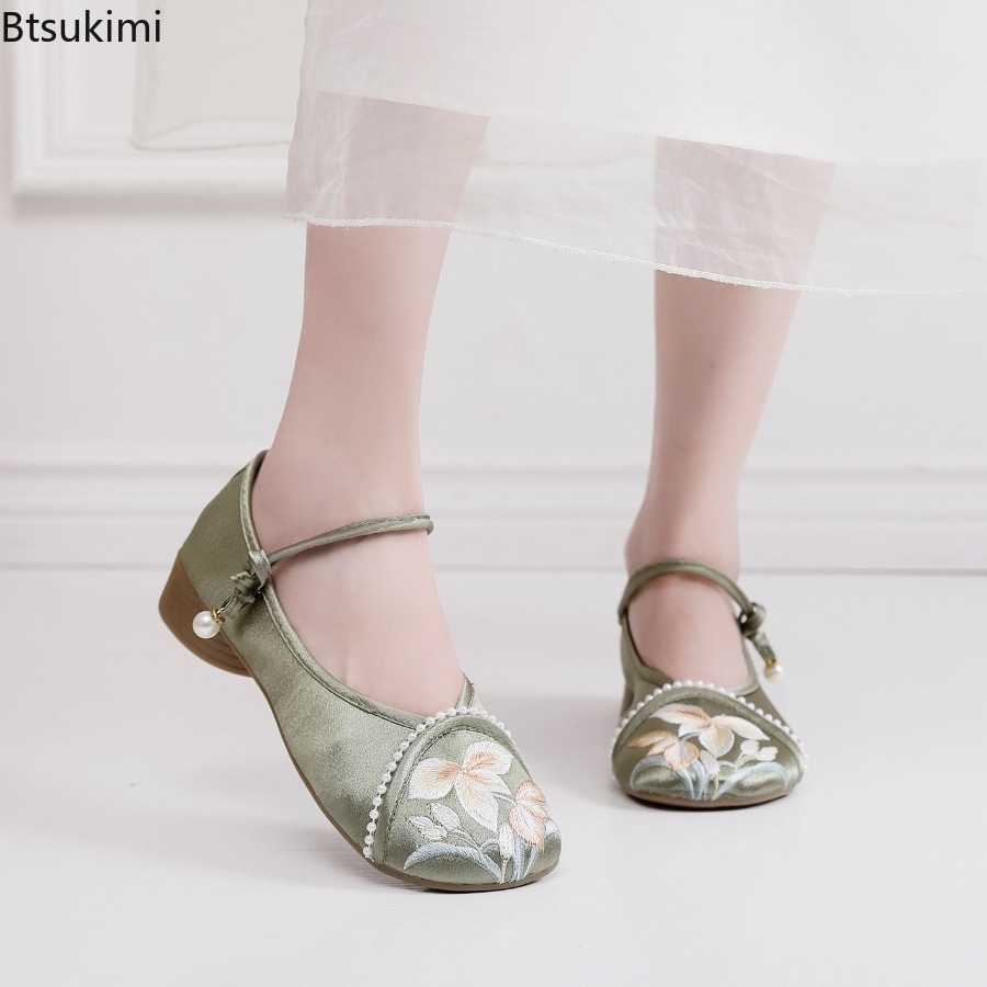 Modne haftowane buty damskie w – The Ethnic Fashion recenzja i cena