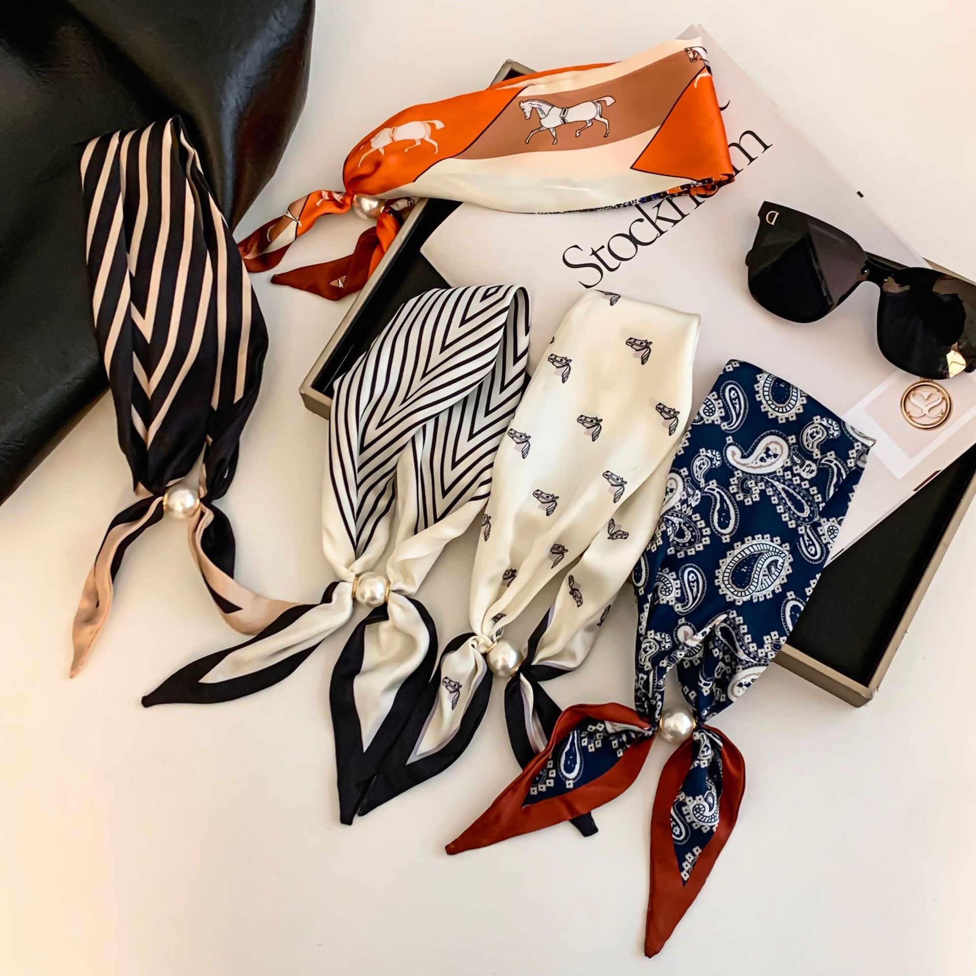 Jedwabna apaszka z motywem kwi – Ethnic Fashion Collection recenzja i cena