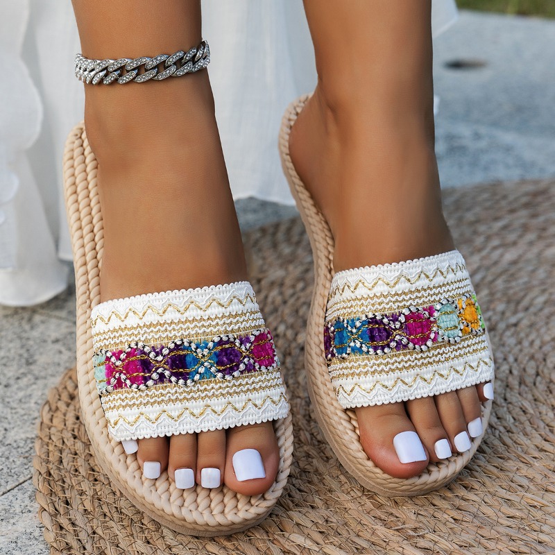 Damskie klapki na zewnątrz, pł – Ethnic Fashion Design recenzja i cena